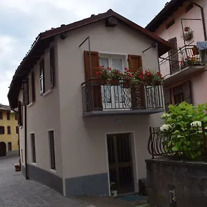 Casa vacanze La Casetta In Piazzetta, Livemmo