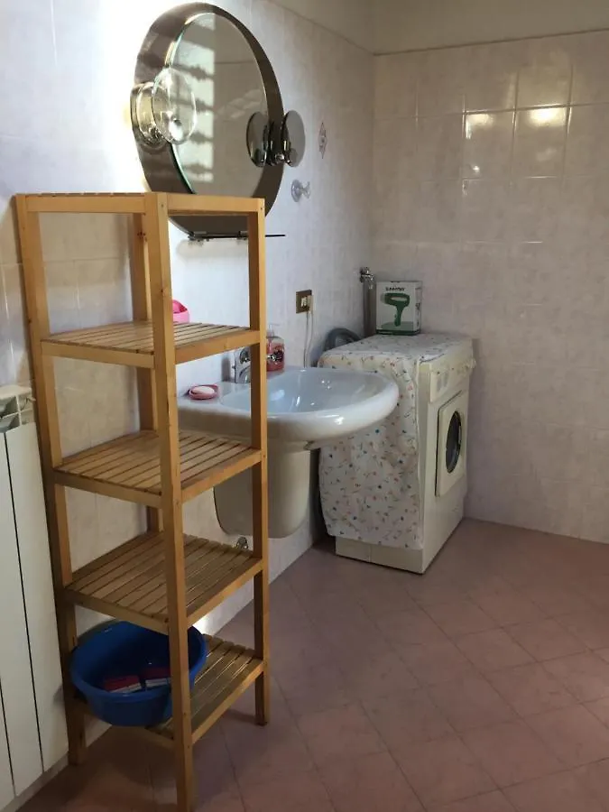 Casa Grazia Διαμέρισμα Magreglio 0*,  Ιταλία