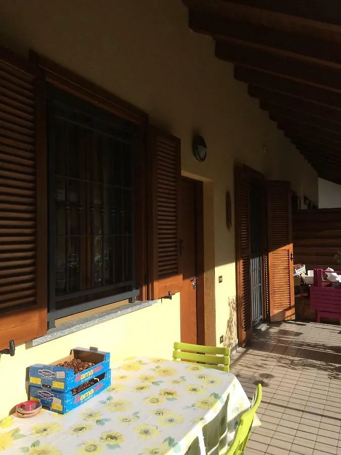 Casa Grazia Διαμέρισμα Magreglio Ιταλία