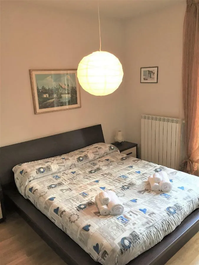 Casa Grazia Διαμέρισμα Magreglio Ιταλία